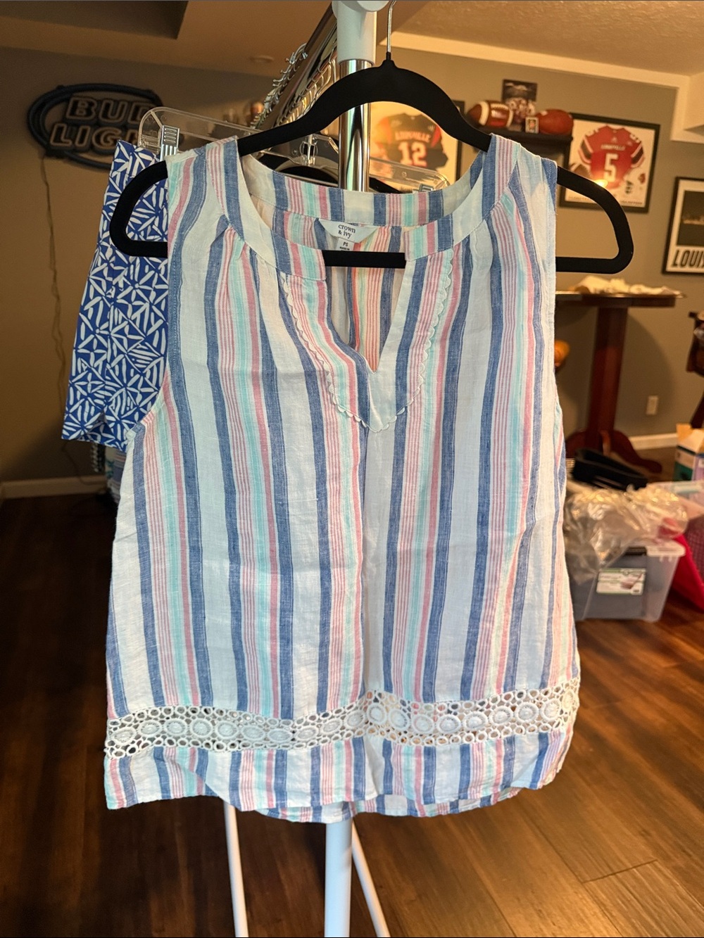 crown & ivy Striped Crochet-Hem Sleeveless Tank Linen Blue/Pink/White